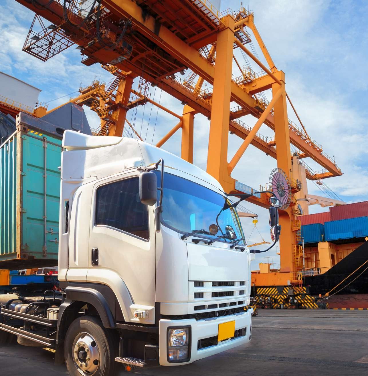 Port crane and truck